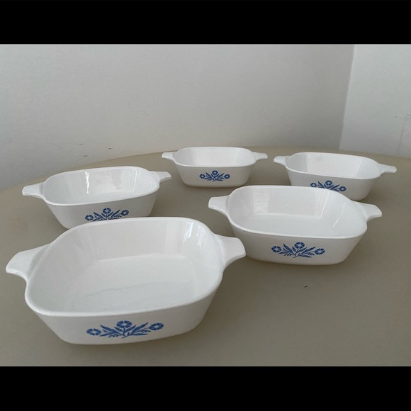 Vintage Pyrex - Picture 2 of 11